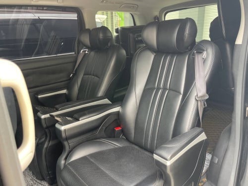 ALPHARD 012up022 auto 2 កៅអី​ម៉ាស្សា​VIP