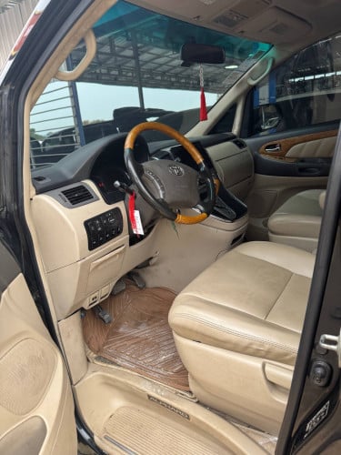 ALPHARD 05 full options auto 3 បេីក​ដំបូល​2តង់​ V6 ប៉ុង​1 មាន​ហ្គាស​ស្រាប់​