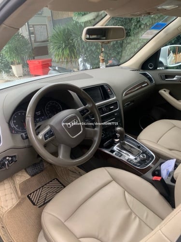 Audi Q5 2011 full