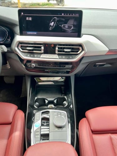 BMW IX3 2024
