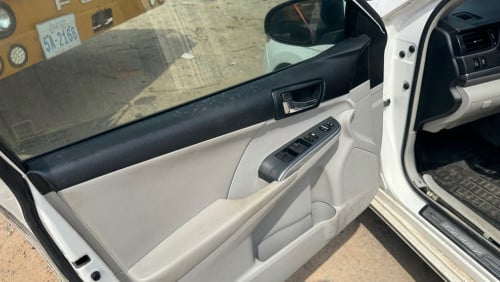 Camry Hybrid 2012 FULL JBL XLE ក្នុងស