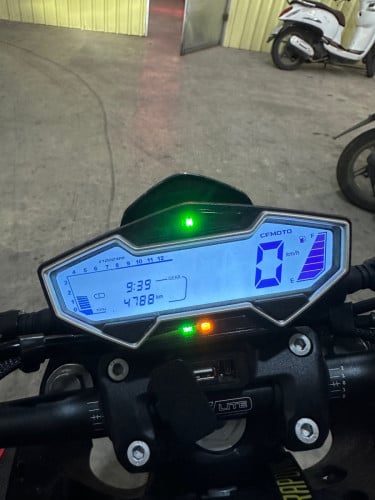 CFmoto 250nk Lite