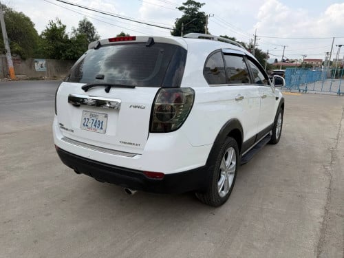 Chevrolet Captiva  2013 ម៉ាស៊ីនម៉ាស៊ូត7 កៅអី