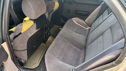 Corolla ឆ្នាំ95  ឡានស្អាត អាចមកមើលបាន ទីតាំង ព្រែកឯង 012/067494847