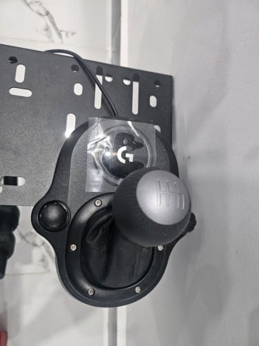 G923 and gear shifter and seat