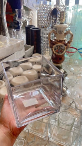 Glass vase
