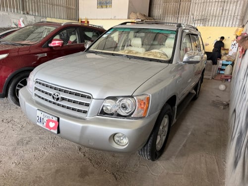 Highlander02V6Limitedប៉ុង1ដំបូលបេីកហ្វូលអប់សិនម្ចាស់ដេីម