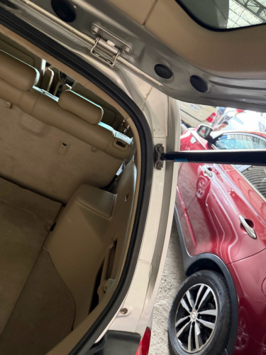Highlander02V6Limitedប៉ុង1ដំបូលបេីកហ្វូលអប់សិនម្ចាស់ដេីម