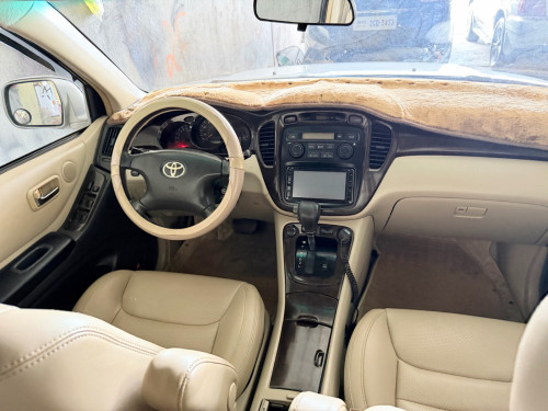 Highlander02V6Limitedប៉ុង1ដំបូលបេីកហ្វូលអប់សិនម្ចាស់ដេីម