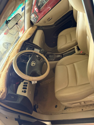 Highlander02V6Limitedប៉ុង1ដំបូលបេីកហ្វូលអប់សិនម្ចាស់ដេីម