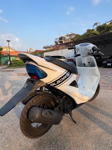 Honda DIO ZX