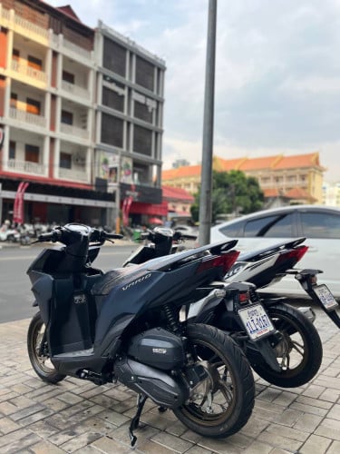 Honda Vario 2023/22 ស្មាតឃី មួយទឹកស្លាកលេខម៉ូតូស្អាត98%ឈ្ម្ចោះម្ចាស់ដើម