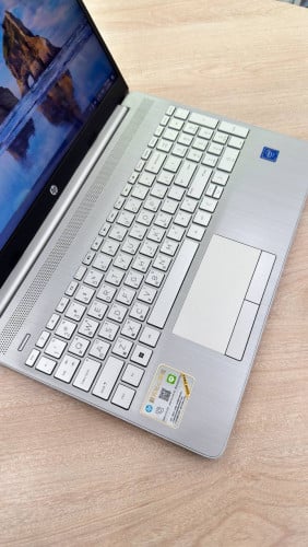 HP 15s l CPU N4120 l RAM 4GB l SSD 128GB (Second Hand)