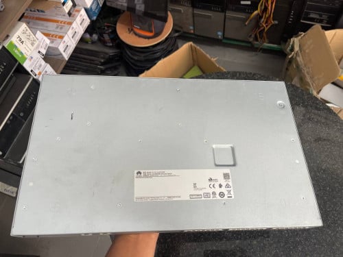Huawei S110-24LP2SR 24port Gigabit PoE switch 2x GE SFP port