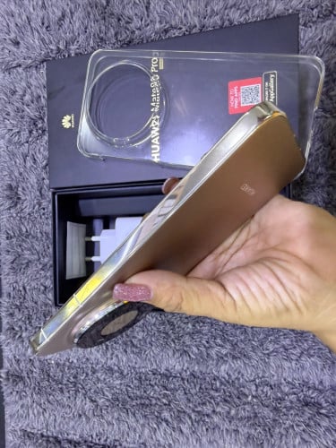 Huawel mate 80 pro 16G. 512G 99%