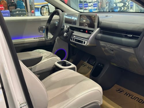 Hyundai Ioniq5 (រថយន្តអគ្គិសនីសុទ្ធ)