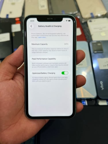 iPhone 11 / 64G សំណុំហ្ស៊ីន LLA
