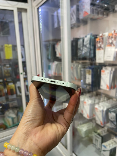 iPhone 12/LL/64GBថ្ម78%តួរស្អាតសុីនសានុំ