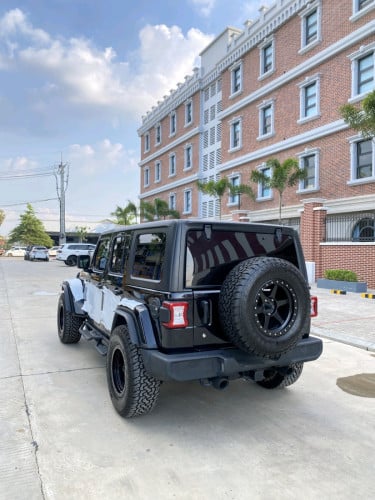 Jeep Wrangler unlimited 2020 up 2026