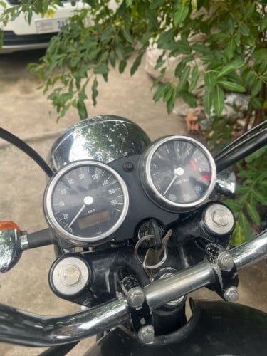 Kawasaki W650