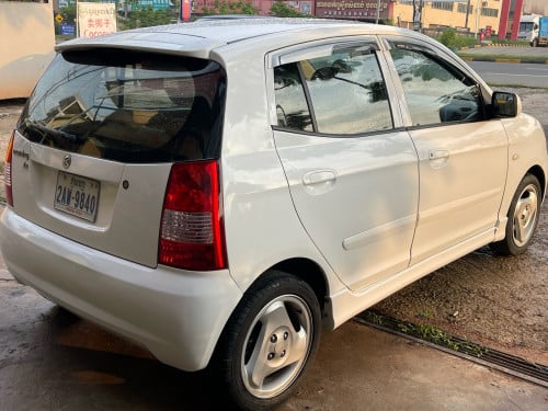 KIA Morning 2005 full មានប្រាំងគៀបមុខក្រោយ មាន abs ម៉ាសុីស្អាត់ ម៉ាសុីត្រជាក់ ត្រជាក់ខ្លាំង