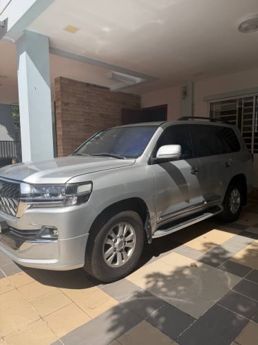 Land Cruiser 2010 upgraded 2021