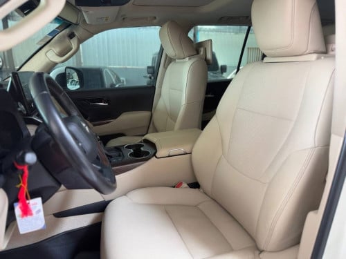 Land Cruiser VXR 2022