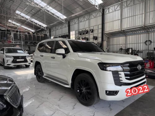 Land Cruiser VXR 2022