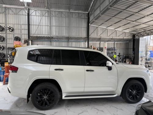 Land Cruiser VXR 2022
