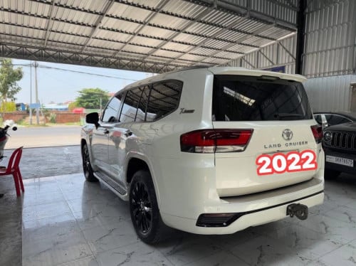 Land Cruiser VXR 2022