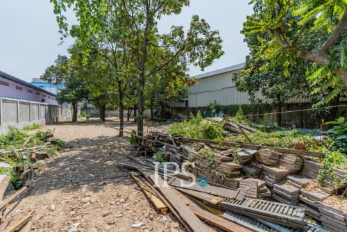 LAND FOR SALE: ដីសម្រាប់លក់ 🏗 ទំហំ 2,305 ម៉ែត្រការ៉េ- និរោធ ច្បារអំពៅ ភ្នំពេញ