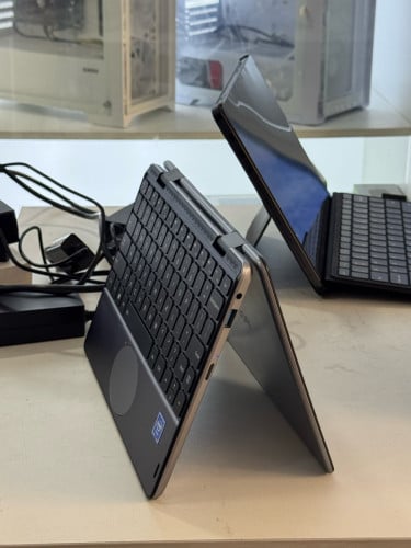 Laptop 11" X11 used