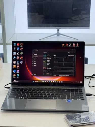 Laptpp LBE159 GTx10604g