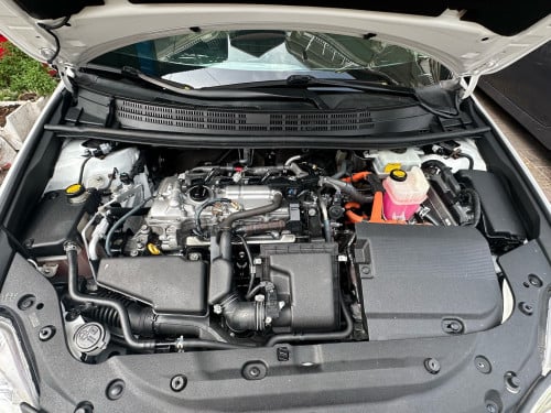Lexus Ct200h 2012 option Premium ឡានស្អាតណាស់