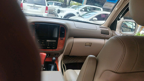 LEXUS  LX470 ឆ្នាំ 2000