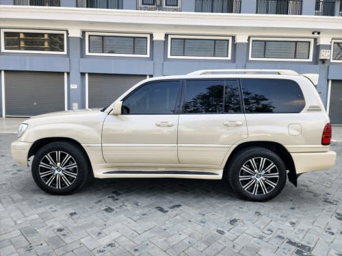LEXUS LX470
