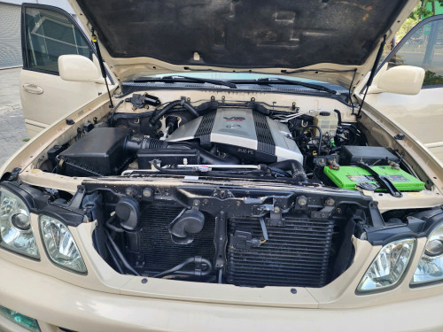 LEXUS LX470