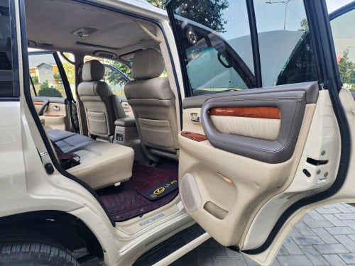 LEXUS LX470