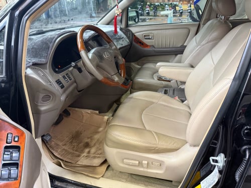 Lexus RX300 ឆ្នាំ 2002 ប៉ុង 1