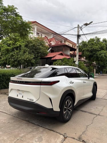 Lexus RZ350e 2023 New