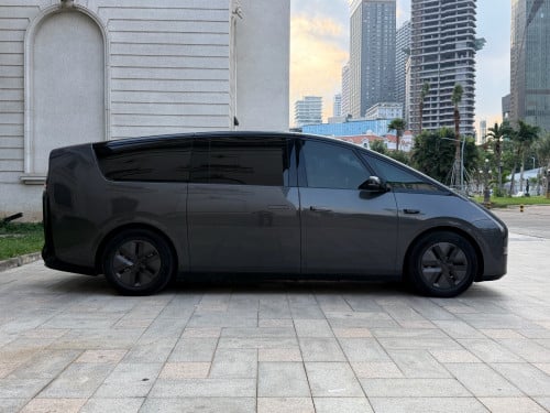 Li Mega 710km