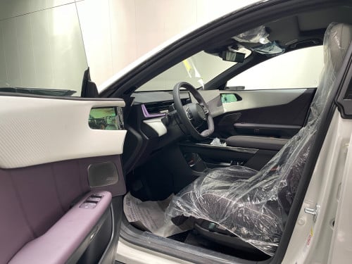 Mazda EZ60 option 2 Digital full option តម្លៃ3មុឺនជាង