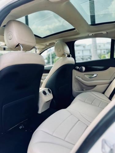 Mercedes Benz C-Class C300 2015