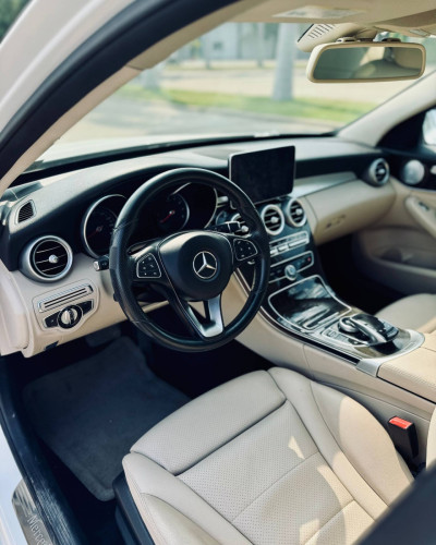 Mercedes Benz C-Class C300 2015