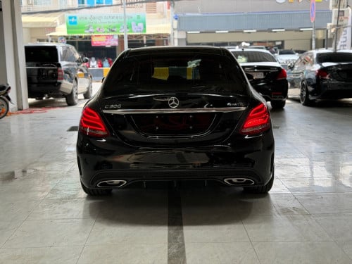 Mercedes Benz C300 AMG 4Martic 2015 Full option