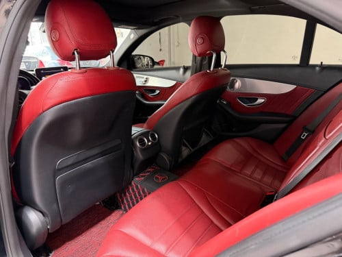 Mercedes Benz C300 AMG 4Martic 2015 Full option