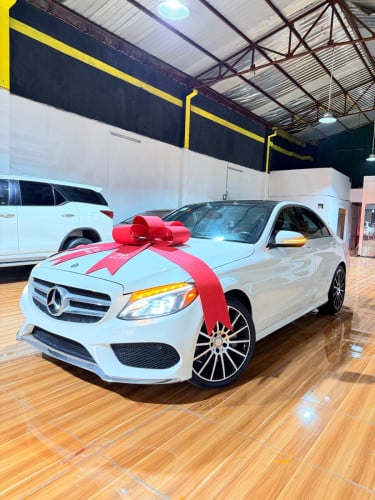 Mercedes Benz C300 AMG Package 2015 ក្នុង​Cherry 🍒 ឡាន​ស្អាត​