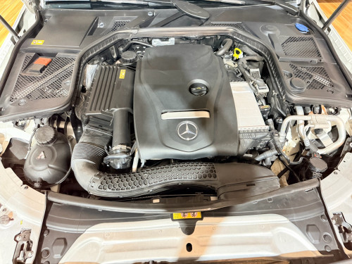 Mercedes Benz C300 AMG Package 2015 ក្នុង​Cherry 🍒 ឡាន​ស្អាត​