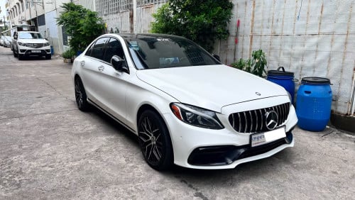 Mercedes C300 ម្ចាស់ដើម