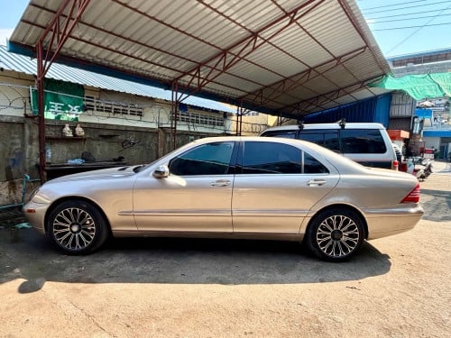 Mercedes S430 years 2000